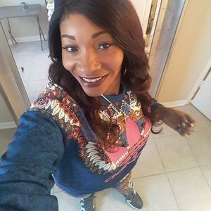 Meet your Posher, Cee